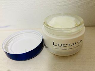 록타비아 Artisan Complete Face Cream — 5점을 준 리뷰어가 2024년 3월 올린 사용 사진