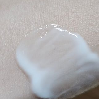 ★스마트 스토어 [올바이오] 더마크림 라이트 크림 130ml 저자극 보습 가려움개선 — 5점을 준 리뷰어가 2025년 2월 올린 사용 사진