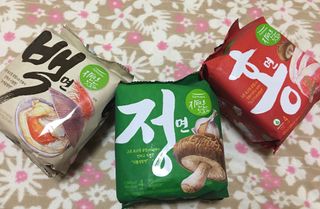 [풀무원] 자연은맛있다 정면, 백면, 홍면  세트 — 5점을 준 리뷰어가 2021년 4월 올린 사용 사진