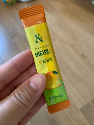 비타앤C 레몬맛, 망고맛 — 5점을 준 리뷰어가 2021년 6월 올린 사용 사진
