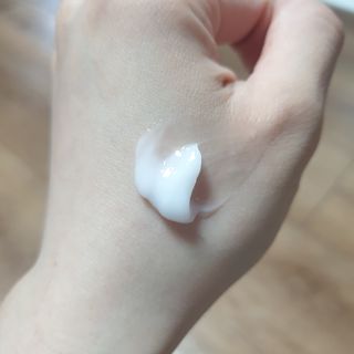 아이앤립 / EYENLIP 아이앤립 연어오일 리바이탈라이징 토너+앰플+크림 3종 세트 — 4점을 준 리뷰어가 2021년 6월 올린 사용 사진