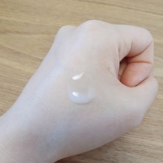 리더스코스메틱 리더스 카밍 바이오틱스 에센스 워터 — 5점을 준 리뷰어가 2021년 8월 올린 사용 사진