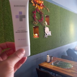 바노바기 코스메틱 바노바기 밀크씨슬 리페어 시카 선스크린 플러스 50ml — 5점을 준 리뷰어가 2023년 2월 올린 사용 사진