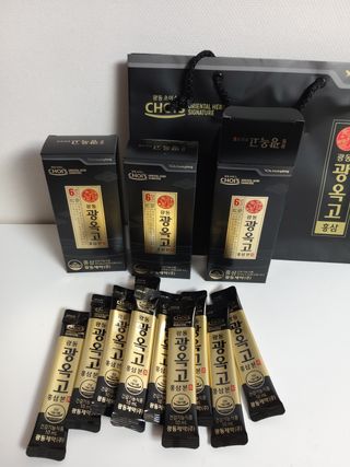 [광동제약] 광동 광옥고 홍삼 본 30포+쇼핑백 증정 — 5점을 준 리뷰어가 2021년 12월 올린 사용 사진