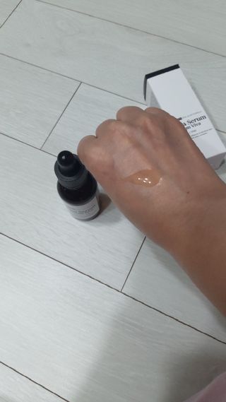 이매지스트 비바 비타민C 세럼 시카 미백 색소침착 앰플 — 5점을 준 리뷰어가 2022년 12월 올린 사용 사진