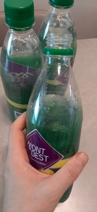 몽베스트 Montbest with Sparkling water Lemon OR Lime 20병(랜덤) — 5점을 준 리뷰어가 2023년 1월 올린 사용 사진