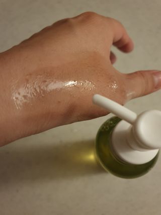 스킨큐어 산다화 순한 클렌징 동백 오일 200ml — 5점을 준 리뷰어가 2023년 3월 올린 사용 사진