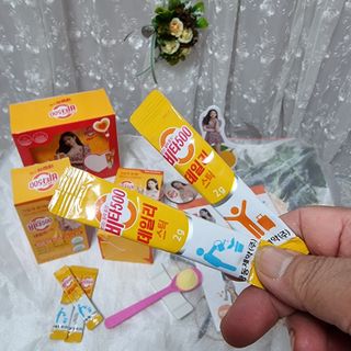 [광동제약] 비타500데일리스틱 제니 에디션60포&굿즈3종 — 5점을 준 리뷰어가 2021년 11월 올린 사용 사진