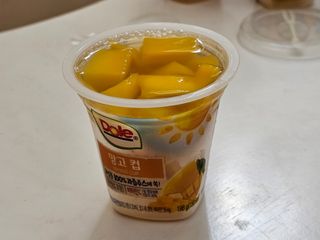 돌 MF[Dole] 파인애플컵/망고컵/복숭아컵 198g 6입X1박스 (맛 1가지 랜덤 발송) — 5점을 준 리뷰어가 2024년 5월 올린 사용 사진