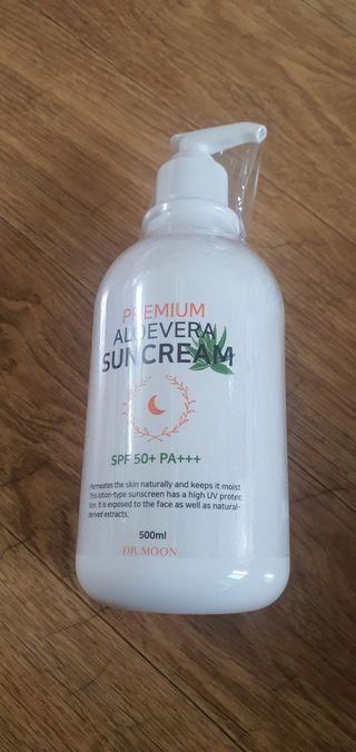 [닥터문] 프리미엄 알로에베라 선크림 500ml — 5점을 준 리뷰어가 2022년 5월 올린 사용 사진