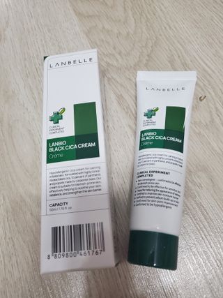랑벨 랑바이오 블랙 시카 크림 50ml(블랙비 프로폴리스, 시카 4종, 판테놀 10 함유) — 5점을 준 리뷰어가 2022년 5월 올린 사용 사진