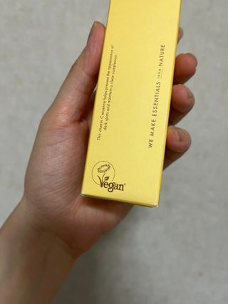 스킨큐어 산다화 비타민c 화이트닝 에센스 30ml — 5점을 준 리뷰어가 2023년 7월 올린 사용 사진