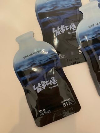 [남男다른] 남성건강 활력증진 혼합음료 홍상발효농축액 10포 x 2개 = 총20포 — 5점을 준 리뷰어가 2021년 9월 올린 사용 사진