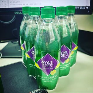 몽베스트 Montbest with Sparkling water Lemon OR Lime 20병(랜덤) — 5점을 준 리뷰어가 2022년 11월 올린 사용 사진