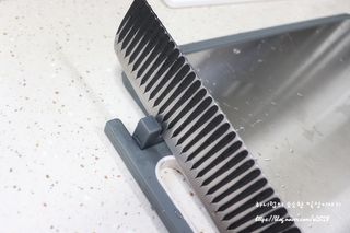 스탠서드16 스테인리스 316 양면 도마 — 5점을 준 리뷰어가 2022년 8월 올린 사용 사진
