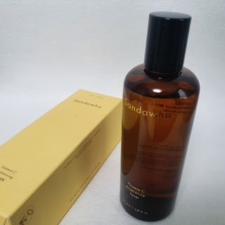스킨큐어 산다화 비타민c 화이트닝 토너 150ml — 5점을 준 리뷰어가 2021년 12월 올린 사용 사진
