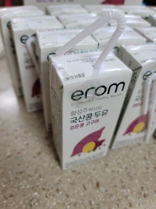 이롬 erom 황성주 박사의 국산콩 두유 검은콩 고구마 — 5점을 준 리뷰어가 2021년 2월 올린 사용 사진