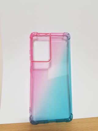 뮤즈캔 갤럭시S21 시리즈 그라데이션 탱크방탄 케이스 — 5점을 준 리뷰어가 2021년 2월 올린 사용 사진