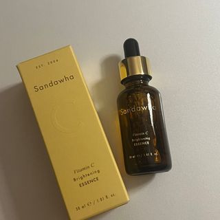 스킨큐어 산다화 비타민c 화이트닝 에센스 30ml — 4점을 준 리뷰어가 2023년 7월 올린 사용 사진