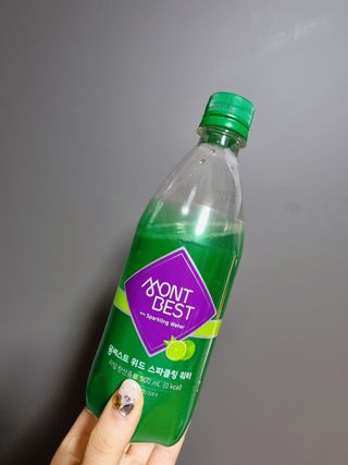 몽베스트 Montbest with Sparkling water Lime20병 — 5점을 준 리뷰어가 2022년 7월 올린 사용 사진
