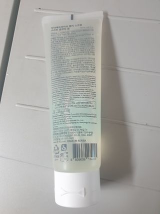 닥터에프파이브 젤리스크럽 소프트 클렌징폼 120ml — 4점을 준 리뷰어가 2022년 6월 올린 사용 사진
