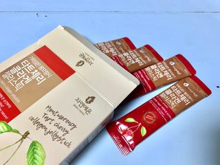 자연에온 가득담은 몽모랑시 타트체리 콜라겐 젤리스틱 — 5점을 준 리뷰어가 2021년 1월 올린 사용 사진