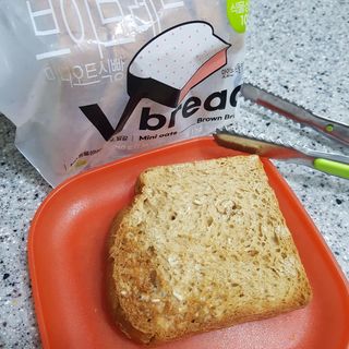 롯데제과 Vbread 포카치아식빵1개 + 미니식빵 1개 + 머핀 2개 세트 — 5점을 준 리뷰어가 2021년 9월 올린 사용 사진