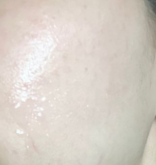 체르엠 스템앤셀 비타민 브라이트닝 에센스 30ml 1개 — 5점을 준 리뷰어가 2021년 11월 올린 사용 사진