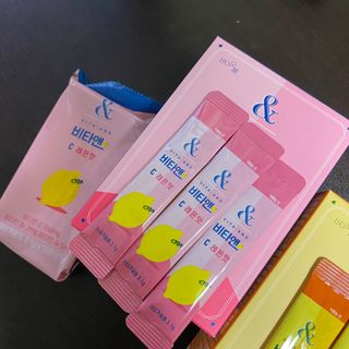 비타앤C 레몬맛, 망고맛 — 5점을 준 리뷰어가 2021년 8월 올린 사용 사진