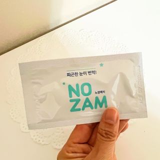 [풀리다 노잠패치] / 잠깨는 패치(졸음방지+눈가케어) 1팩(5회분) /공부할때, 운전할때, 골프, 눈 피로할때 — 5점을 준 리뷰어가 2022년 11월 올린 사용 사진
