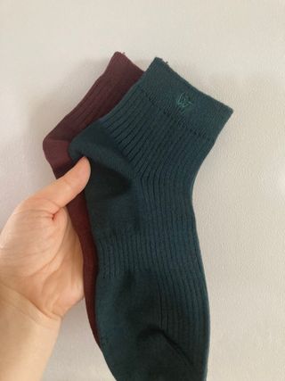 [사이즈가 있는 양말 필로이] 남/여 골지 발목 양말 4족 세트 남【S, M, L, XL】여【S, M, L】_컬러 랜덤 — 5점을 준 리뷰어가 2022년 6월 올린 사용 사진