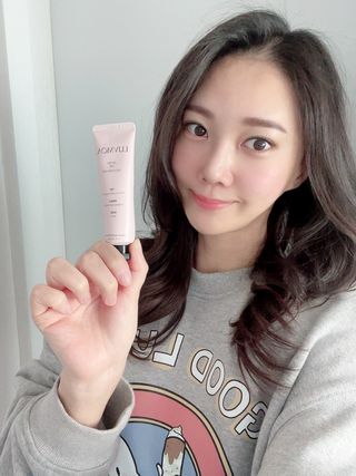 러브모아 향수 고체향수 승무원 고체향수 바르는 향수 니치향수 도손 우드세이지 앤 씨솔트 — 5점을 준 리뷰어가 2022년 12월 올린 사용 사진
