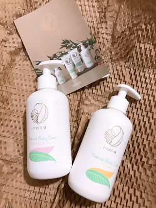 mom e 맘이 내추럴 베이비 케어 샴푸앤바스+로션 — 4.5점을 준 리뷰어가 2021년 1월 올린 사용 사진