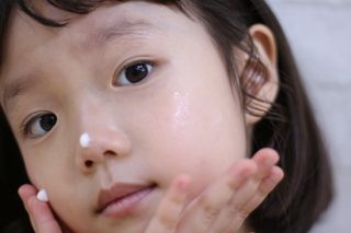 젠바이오 코스메틱스 젠바이오수딩크림]   가려운 피부 & 아토피 원픽 크림 — 5점을 준 리뷰어가 2022년 11월 올린 사용 사진
