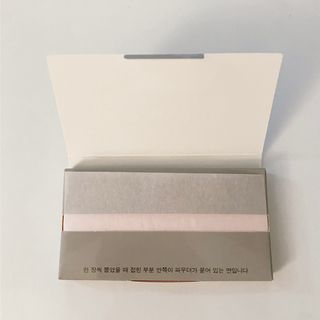 [갸스비] 메이크업은 그대로, 피지만 쏙 - BB킵 오일컨트롤 파우더 페이퍼 — 5점을 준 리뷰어가 2021년 10월 올린 사용 사진