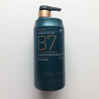 [포레스트스토리] 탈모증상완화 샴푸 1,000ml — 5점을 준 리뷰어가 2022년 4월 올린 사용 사진