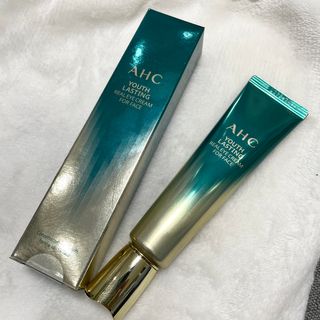[NEW 탄력유턴 아이크림] AHC 유스 래스팅 리얼 아이크림 포 페이스 — 5점을 준 리뷰어가 2021년 2월 올린 사용 사진