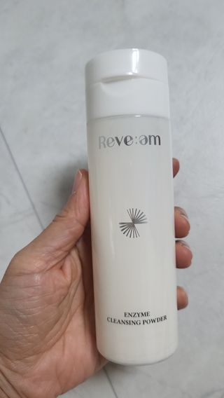 나우 [리브엠] 화해 1등 클렌징 파우더! 모공&피지 말끔순삭 — 5점을 준 리뷰어가 2023년 9월 올린 사용 사진