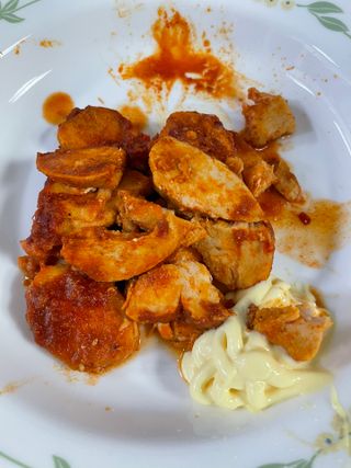 굽네몰 [굽네] 소스가 맛있는 닭가슴살 슬라이스 4종 — 5점을 준 리뷰어가 2021년 12월 올린 사용 사진