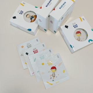 [블루 본 아이노우] 유아용 컬러마스크 40 PCS SET 2중 택 1 — 5점을 준 리뷰어가 2021년 5월 올린 사용 사진