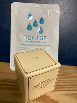 Dr.느루벗 느루벗 링클 솔루션 콘센트레이트 스네일 탄력 달팽이 크림 80g — 5점을 준 리뷰어가 2021년 4월 올린 사용 사진