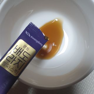 광동생활건강 나우 [광동] 배도라지 쌍화스틱 10mL x 100포 — 5점을 준 리뷰어가 2022년 12월 올린 사용 사진