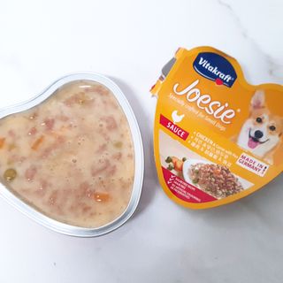 비타크래프트 조에시 하트캔 85g 강아지 습식캔 10캔 — 4점을 준 리뷰어가 2021년 10월 올린 사용 사진