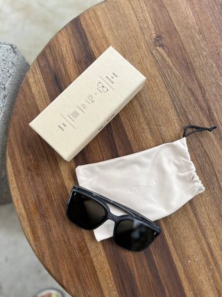 아이엘이 22SS iLe 선글라스_타이디/림피오 — 5점을 준 리뷰어가 2022년 7월 올린 사용 사진