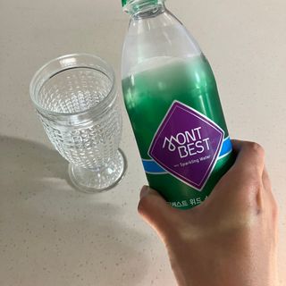 몽베스트 Montbest with Sparkling water Plain 20병 — 5점을 준 리뷰어가 2022년 8월 올린 사용 사진