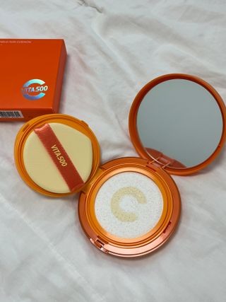 광동생활건강 MF[광동] 비타500✨주름개선·미백·SPF50+🌞퍼펙트쉴드 빅 선쿠션 본품 — 5점을 준 리뷰어가 2024년 5월 올린 사용 사진