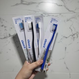 주식회사 클린디 [클린디] 고기능성 칫솔 세트_기능모/탄력모/미세모/초극세모 — 5점을 준 리뷰어가 2022년 3월 올린 사용 사진