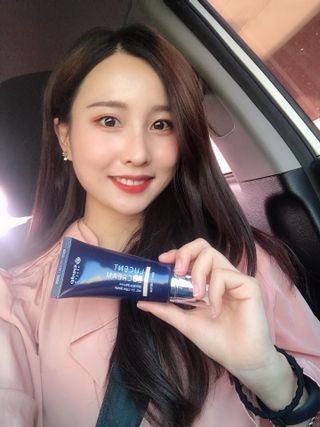 아이앤립 / EYENLIP 아이앤립 루센트 비비크림 2 Color — 5점을 준 리뷰어가 2021년 5월 올린 사용 사진