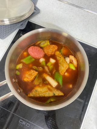 (주)성경순만두 곤약만두.콘치즈만두,삼각당면만두,당면 야끼만두,대구전통 납작만두,떡뽁이 매콤소스,달콤소스 — 5점을 준 리뷰어가 2023년 4월 올린 사용 사진