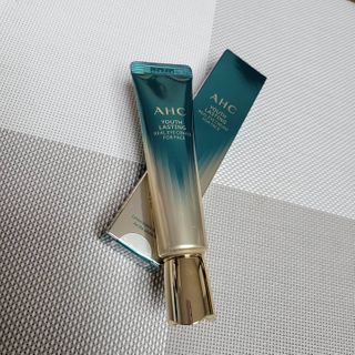 [NEW 탄력유턴 아이크림] AHC 유스 래스팅 리얼 아이크림 포 페이스 — 5점을 준 리뷰어가 2021년 2월 올린 사용 사진